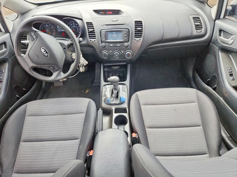 2017 KIA FORTE LX 8