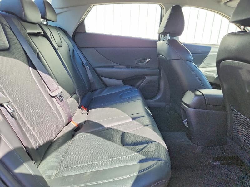 2024 HYUNDAI ELANTRA LUXURY 10