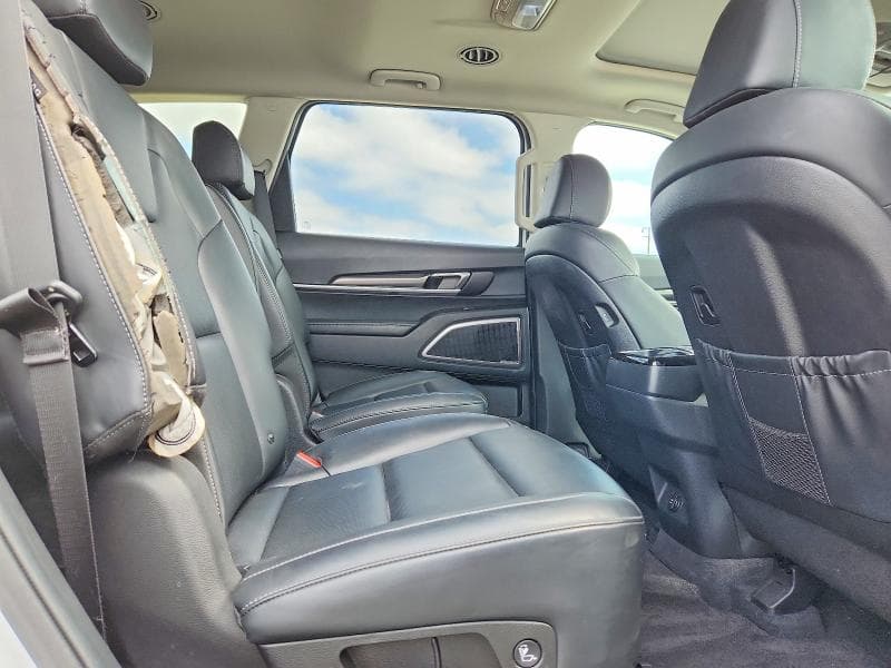 2024 KIA TELLURIDE S 11