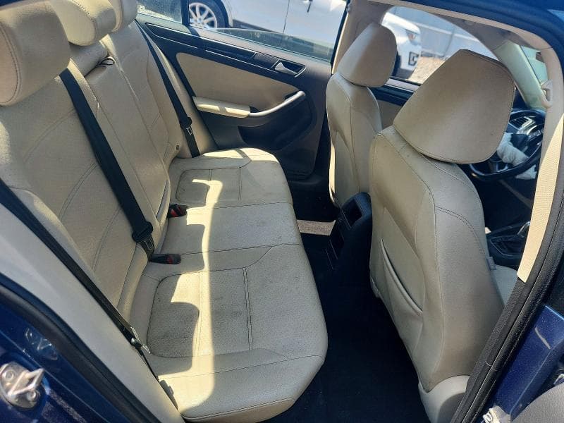2017 VOLKSWAGEN JETTA SEL 10