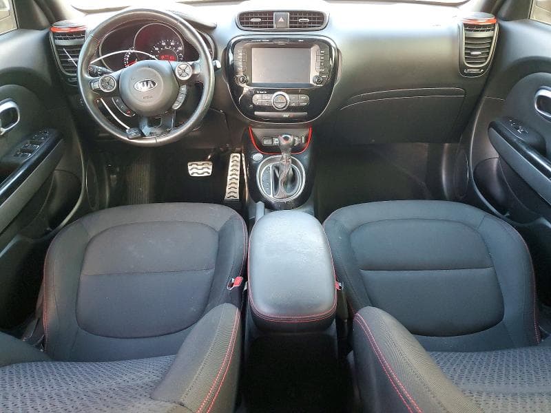 2019 KIA SOUL + 8