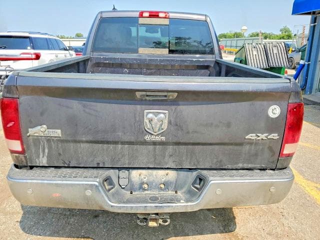 2017 RAM 1500 SLT 6