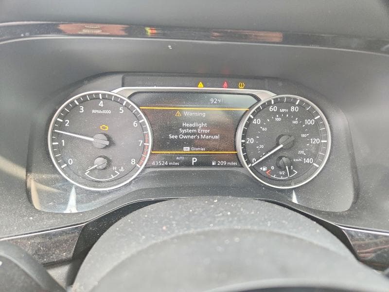 2024 NISSAN PATHFINDER SL 9