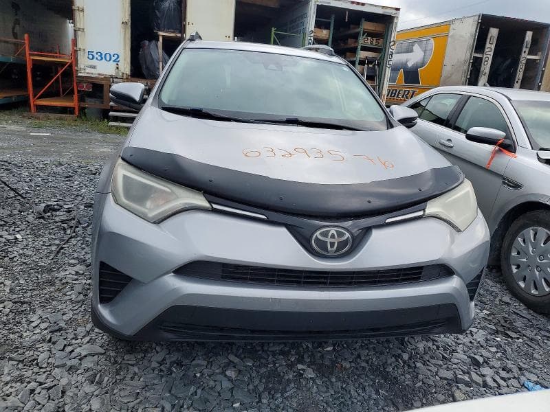 2017 TOYOTA RAV4 LE 5