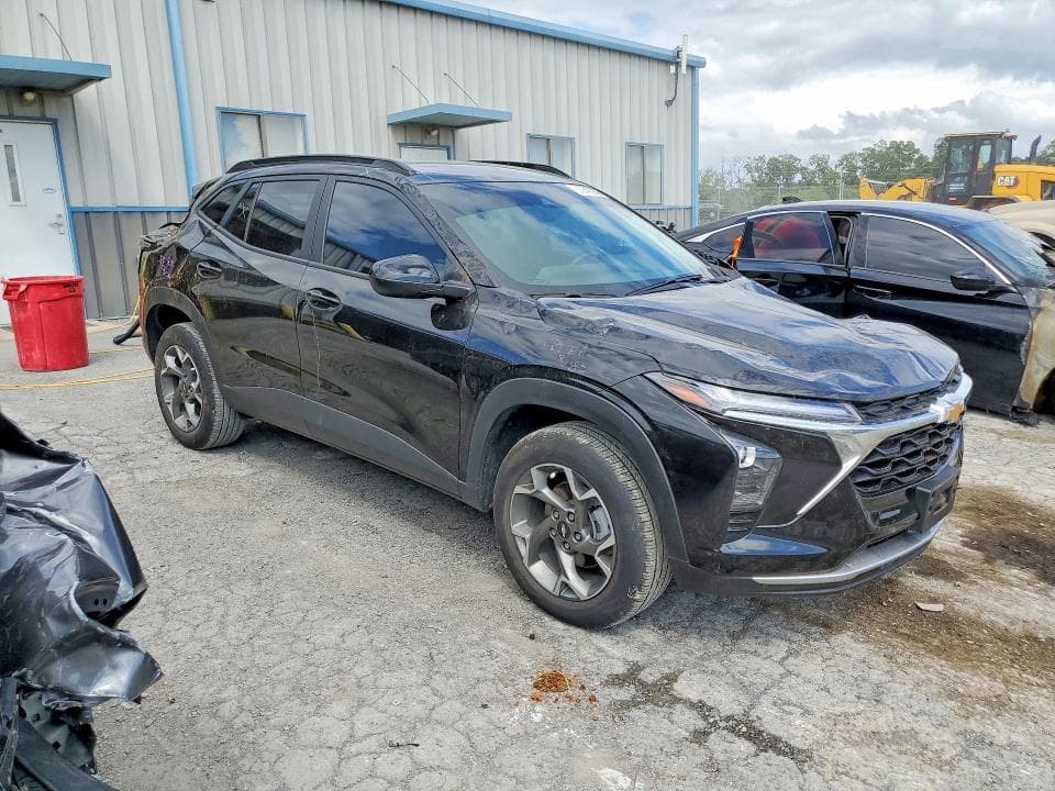 2025 CHEVROLET TRAX 1LT 4