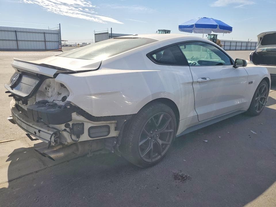 2020 FORD MUSTANG 3