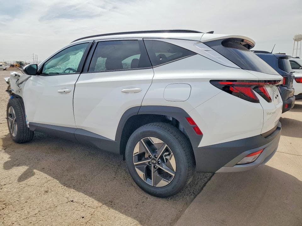2026 HYUNDAI TUCSON SEL 2