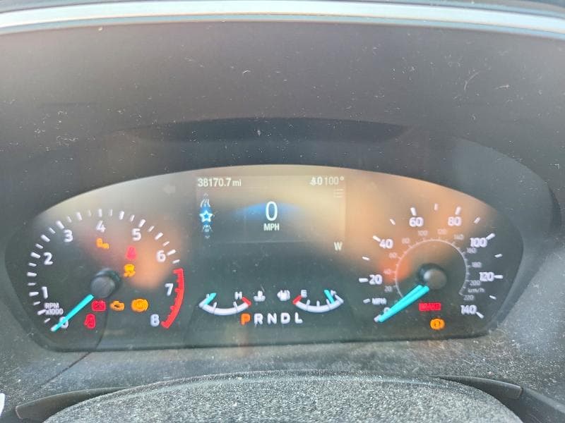 2020 FORD ESCAPE SE 9