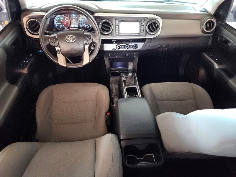 2017 TOYOTA TACOMA SR5 V6 8