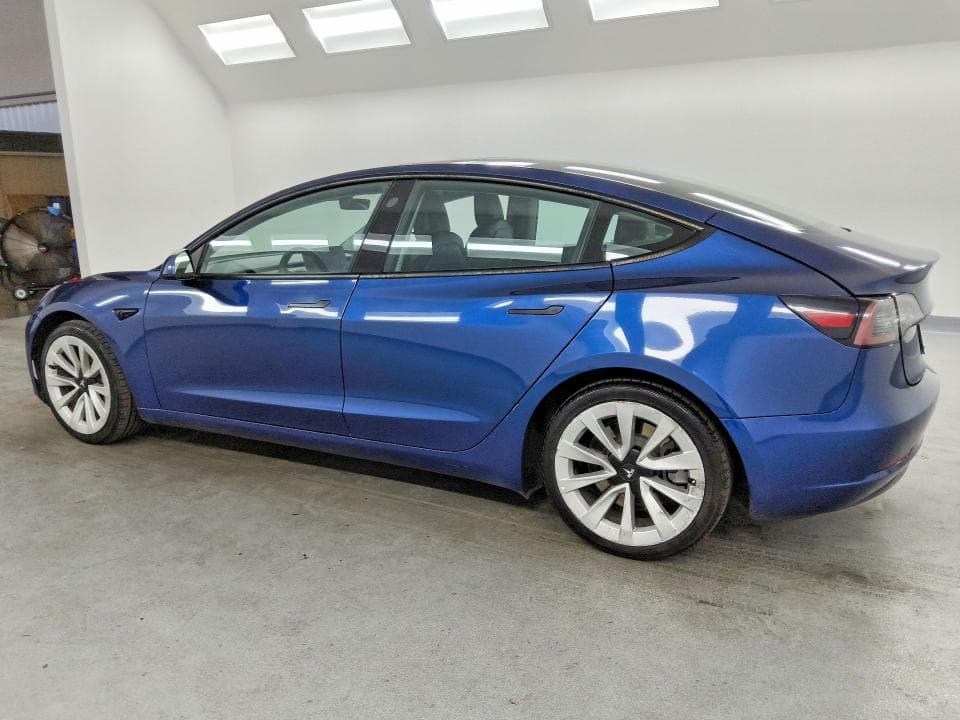 2022 TESLA MODEL 3 2