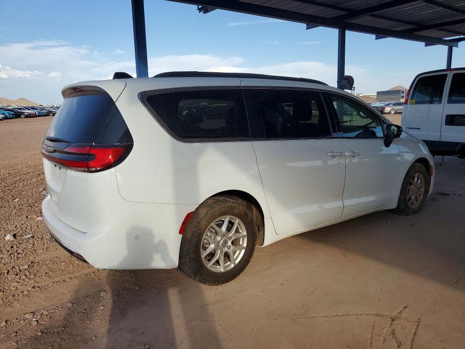 2024 CHRYSLER PACIFICA TOURING L 3