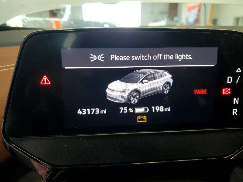 2021 VOLKSWAGEN ID.4 PRO S 9