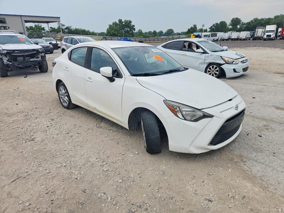 2018 TOYOTA YARIS IA BASE 4