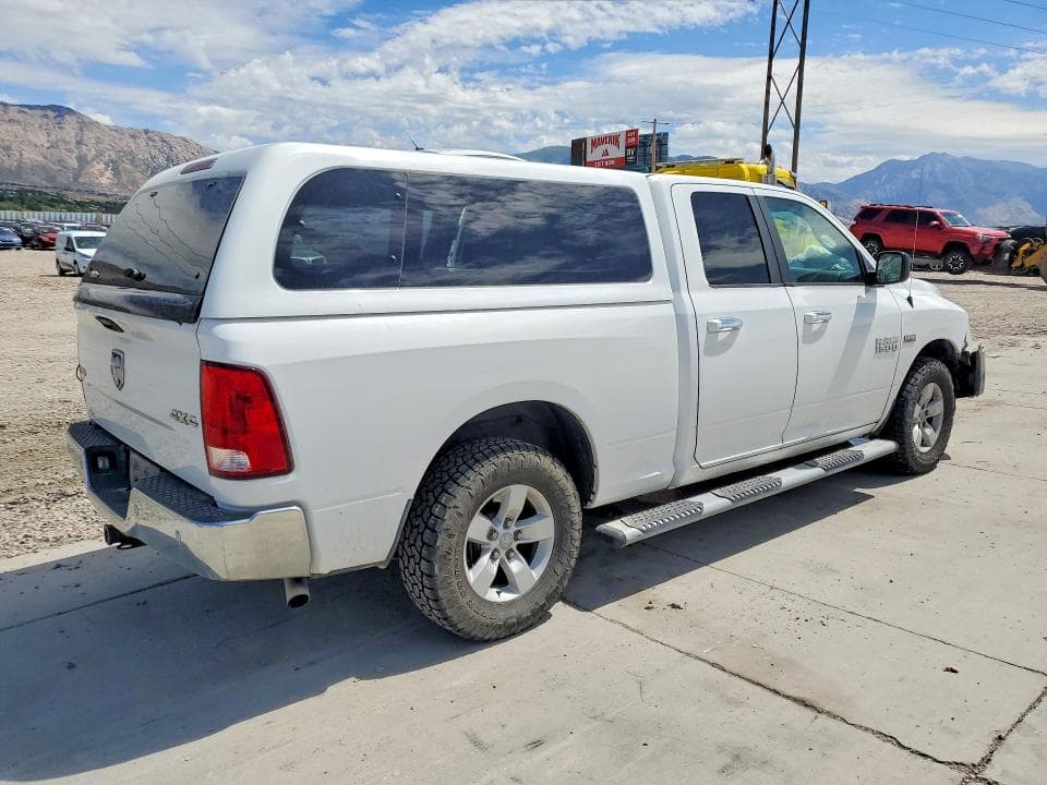 2017 RAM 1500 SLT 3