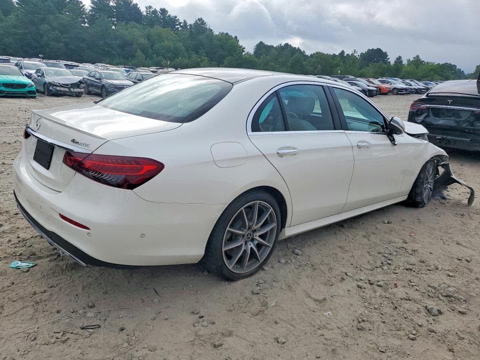 2022 MERCEDES-BENZ E 450 4MATIC 3
