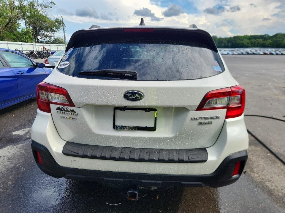 2018 SUBARU OUTBACK TOURING 6