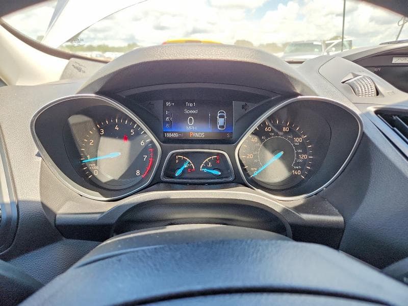 2017 FORD ESCAPE S 9