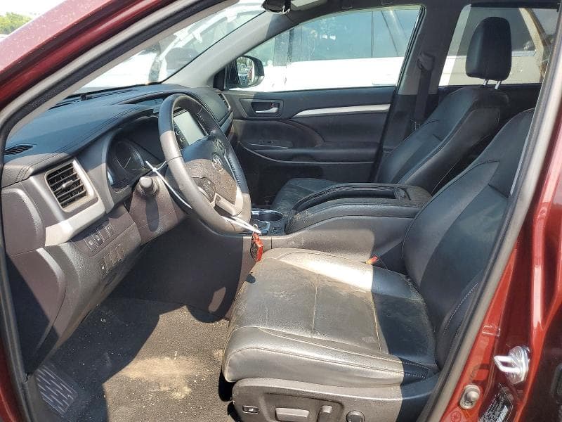 2019 TOYOTA HIGHLANDER XLE 7