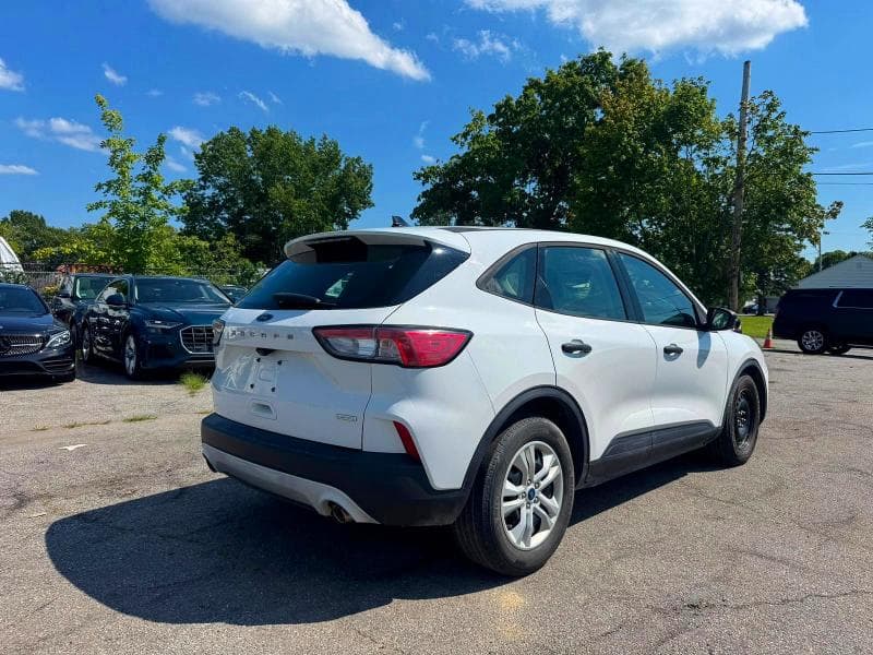 2020 FORD ESCAPE S 4