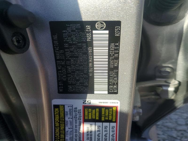 2019 TOYOTA CAMRY HYBRID XLE 12