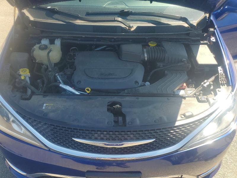 2020 CHRYSLER PACIFICA TOURING L 12