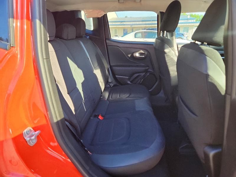 2017 JEEP RENEGADE LATITUDE 11