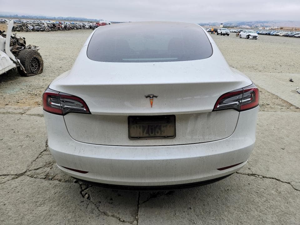 2023 TESLA MODEL 3 6