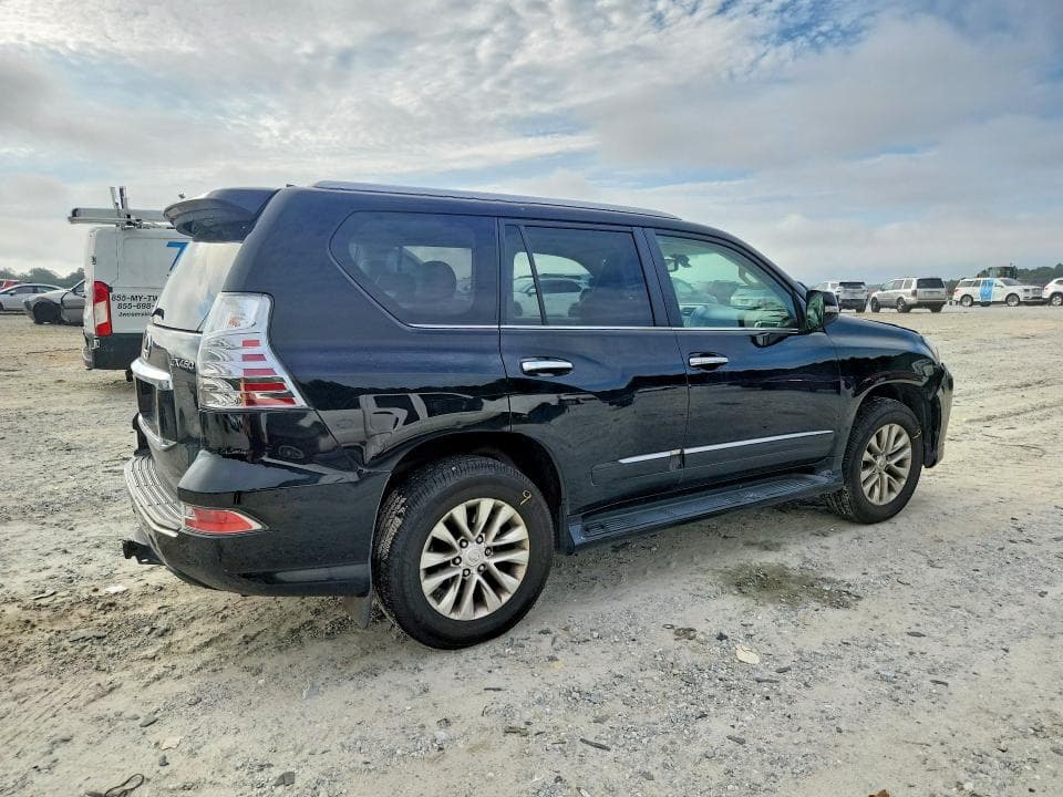 2017 LEXUS GX 460 3