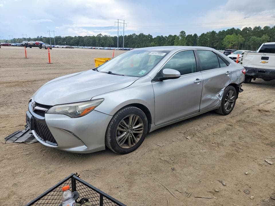 2017 TOYOTA CAMRY SE - 1