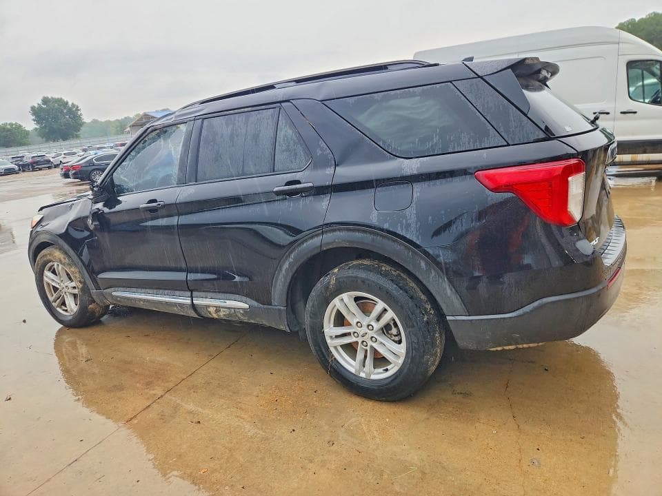 2020 FORD EXPLORER XLT 2