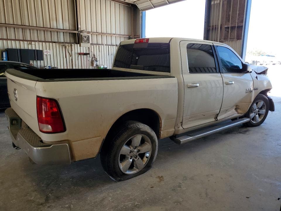 2017 RAM 1500 SLT 3
