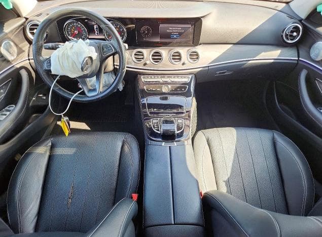 2017 MERCEDES-BENZ E 300 8
