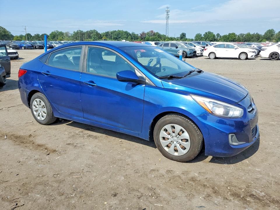 2017 HYUNDAI ACCENT SE 4