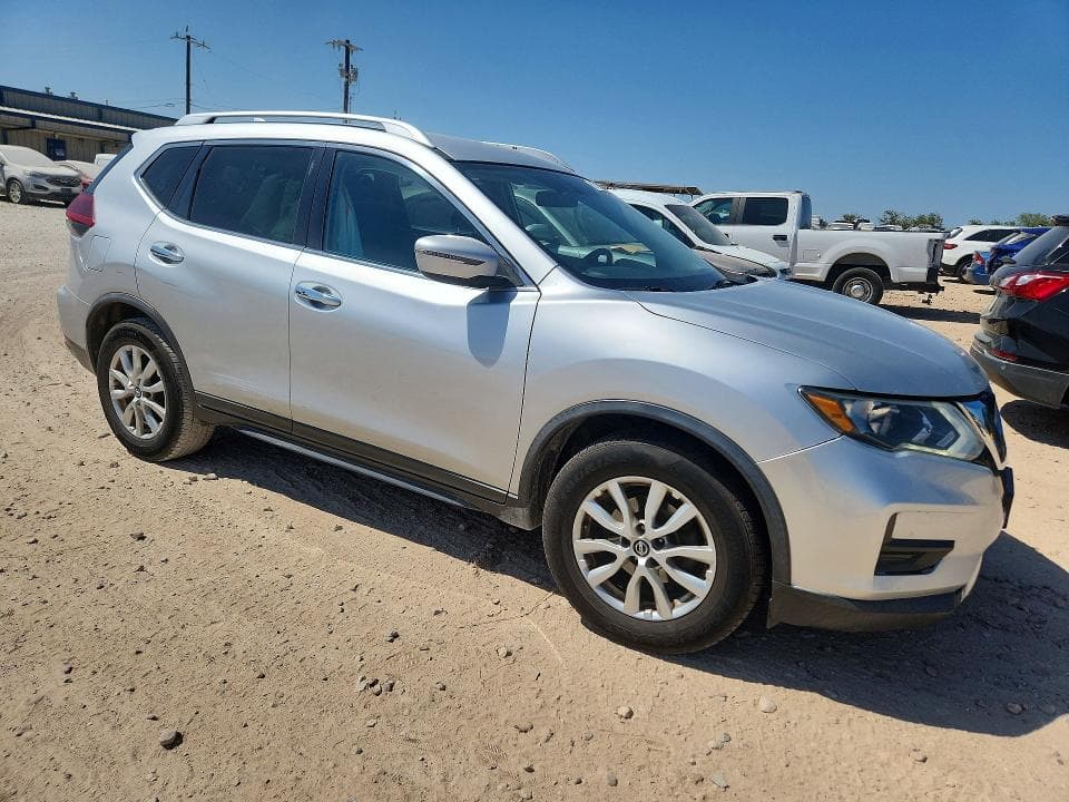 2018 NISSAN ROGUE SV 4