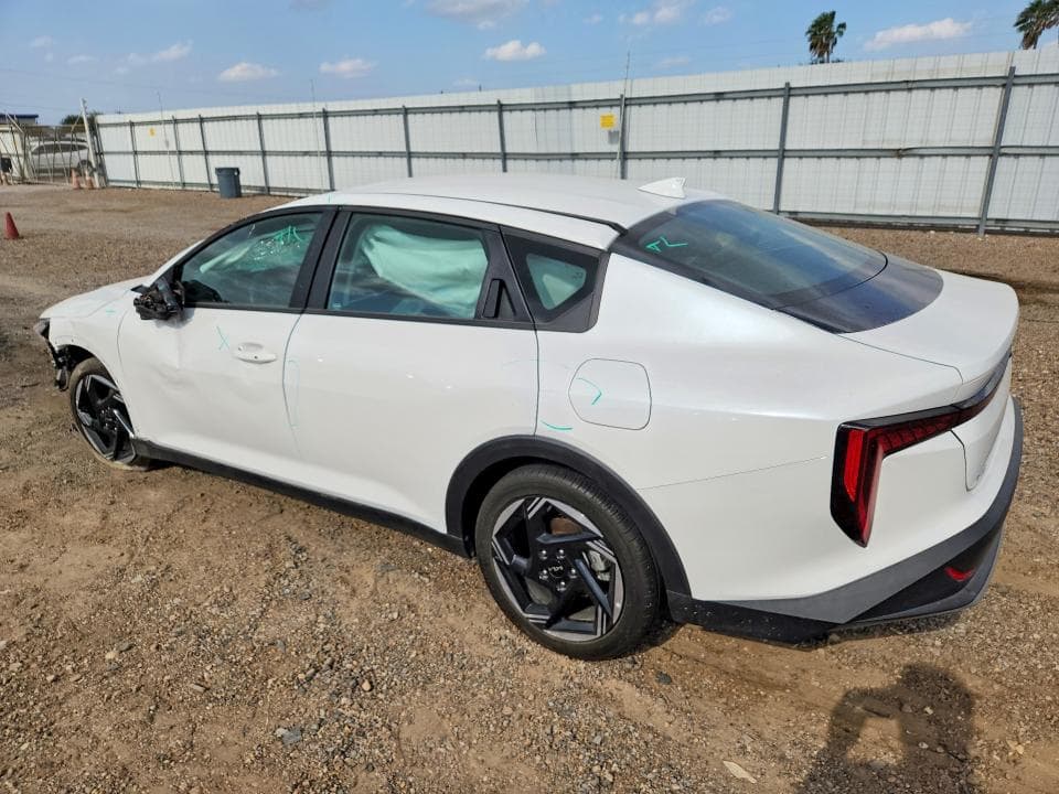 2025 KIA K4 EX 2
