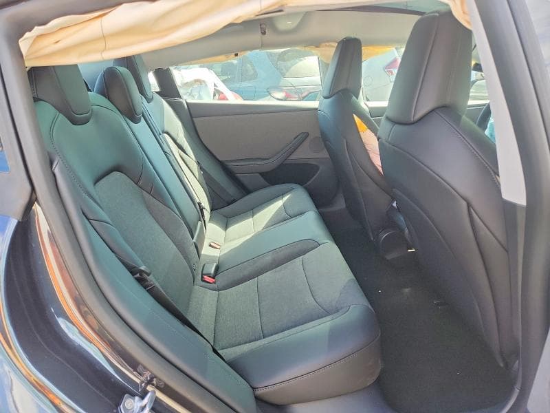 2026 TESLA MODEL 3 10