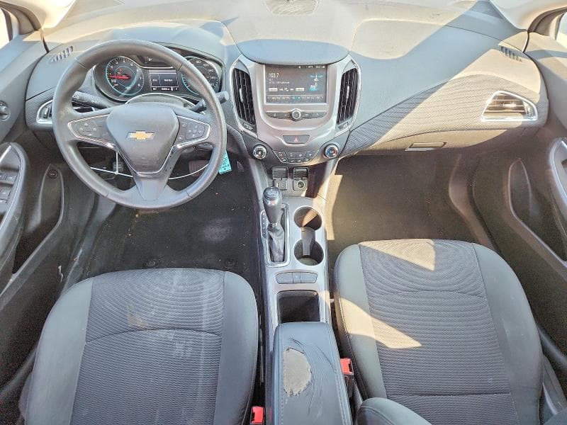 2017 CHEVROLET CRUZE LT 8