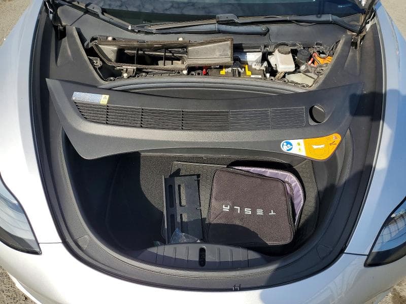 2018 TESLA MODEL 3 11