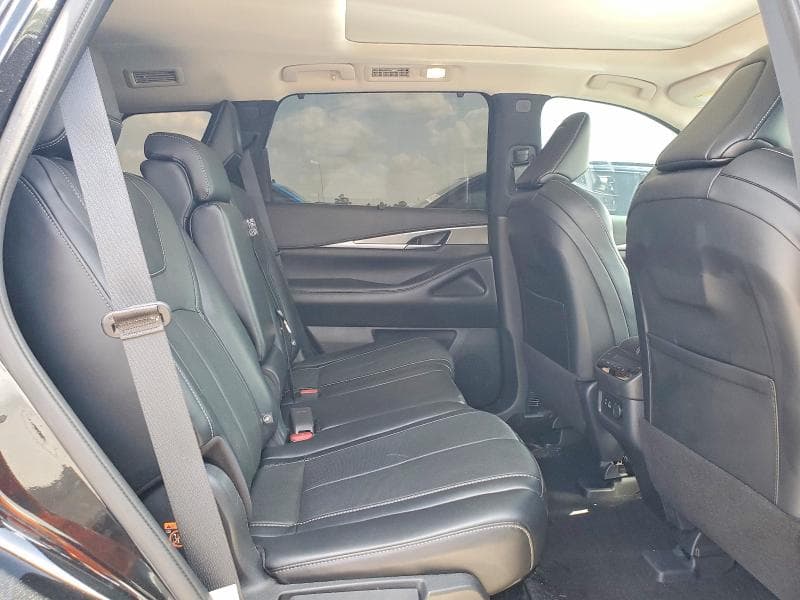2023 INFINITI QX60 LUXE 11