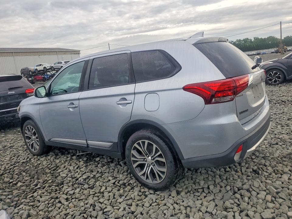 2017 MITSUBISHI OUTLANDER SE 2