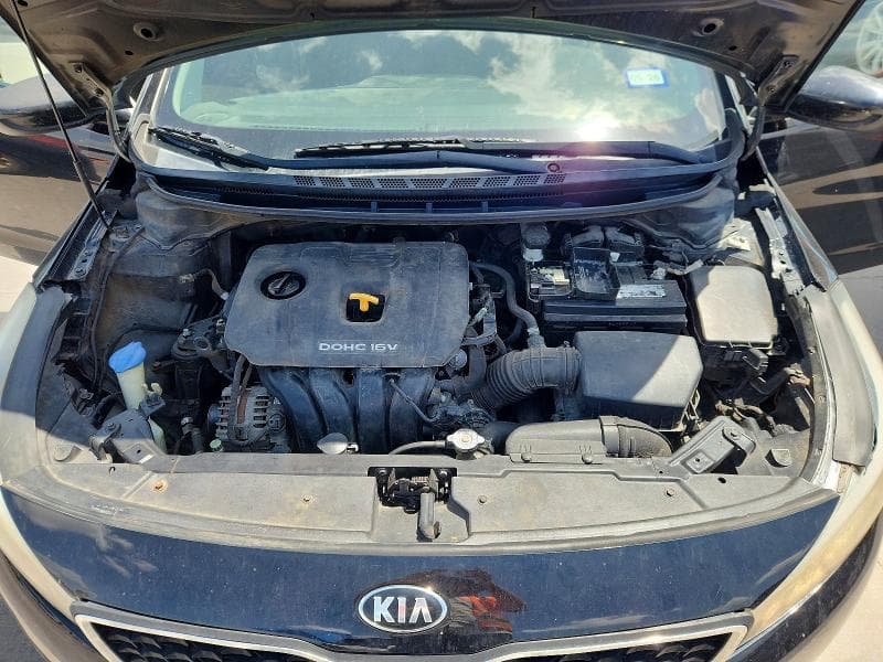 2017 KIA FORTE LX 11