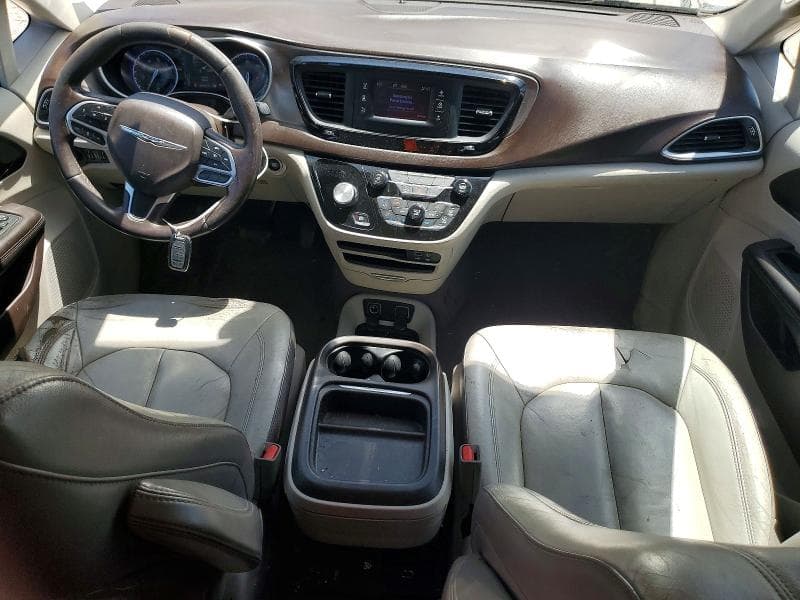 2017 CHRYSLER PACIFICA TOURING L 8