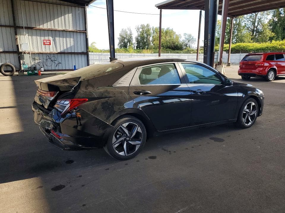 2023 HYUNDAI ELANTRA LIMITED 3