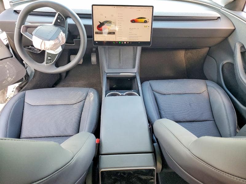 2026 TESLA MODEL 3 8