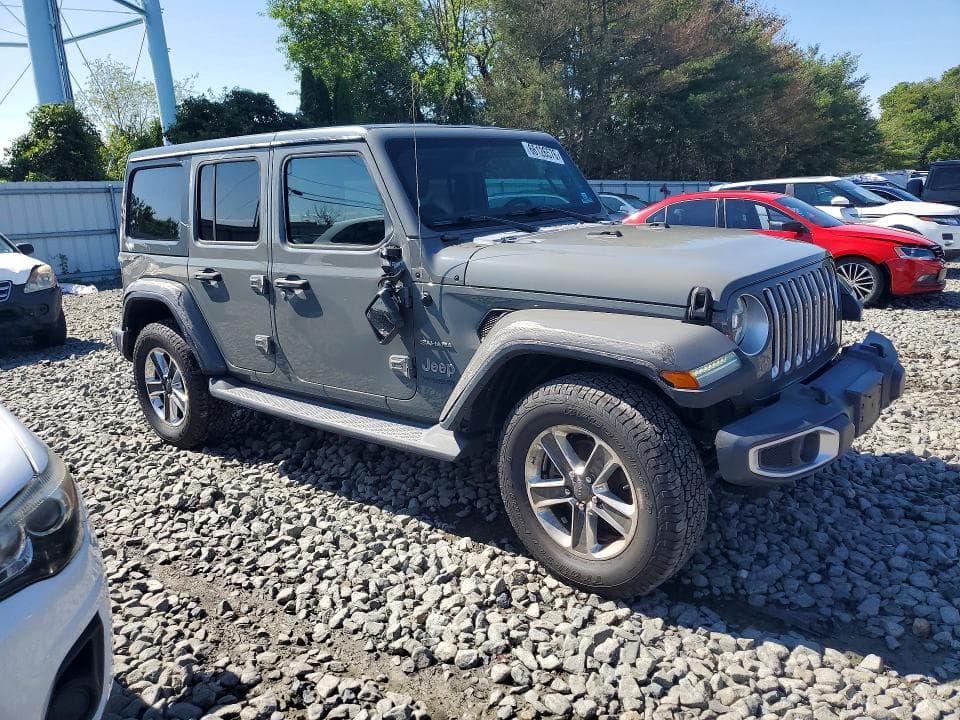 2018 JEEP WRANGLER UNLIMITED SAHARA 4