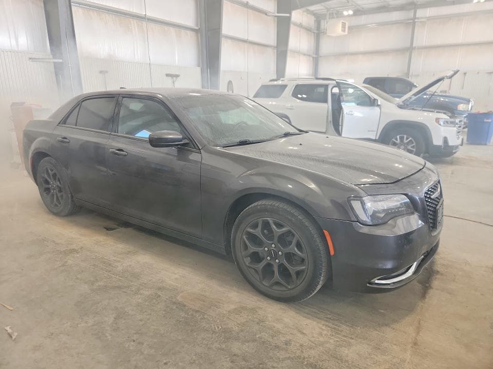 2018 CHRYSLER 300 S 4