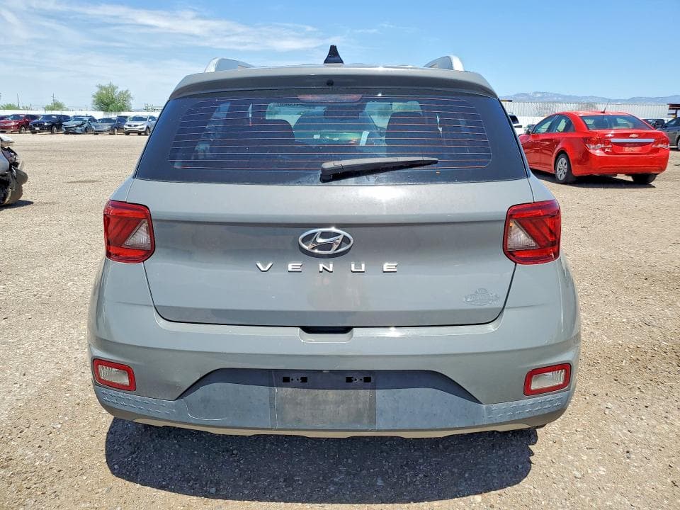 2020 HYUNDAI VENUE SEL 6