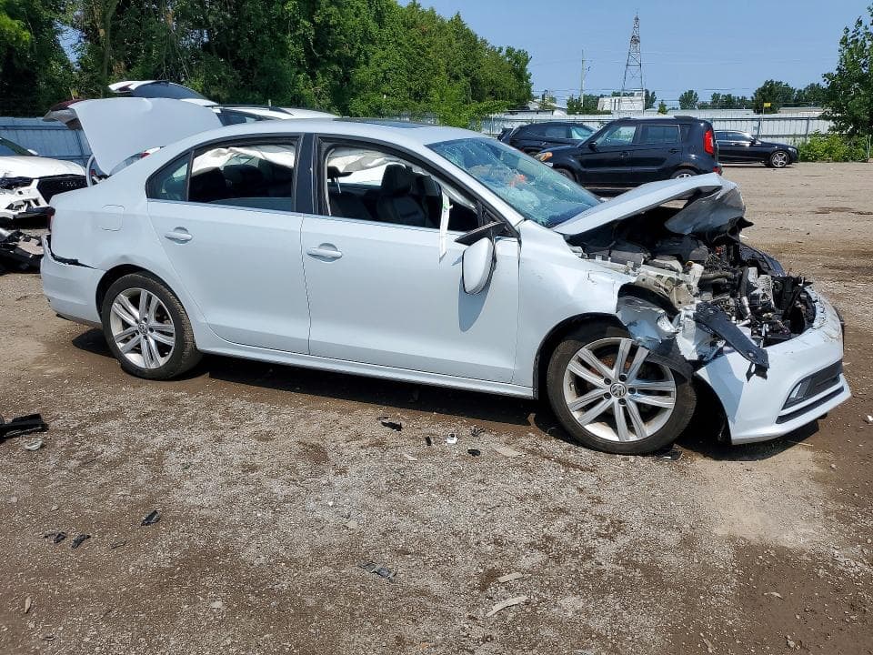 2017 VOLKSWAGEN JETTA SEL 4
