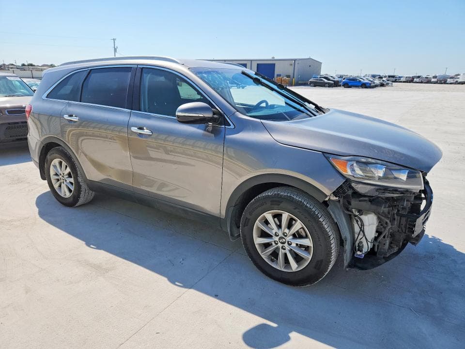 2019 KIA SORENTO LX 4