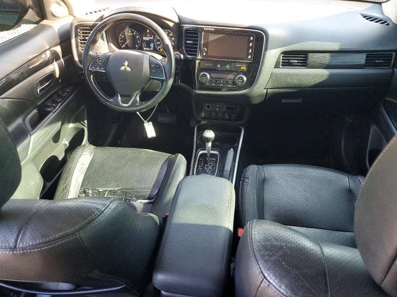 2017 MITSUBISHI OUTLANDER SE 8